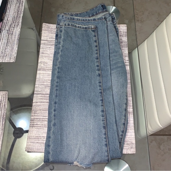 Denim Blue Jeans - Picture 2 of 4